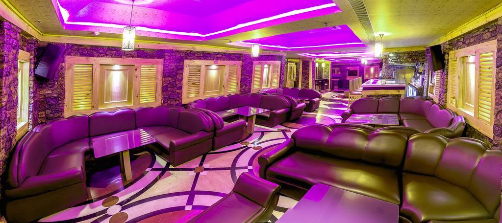 Hotel Benzz Park Chennai Ngoại thất bức ảnh