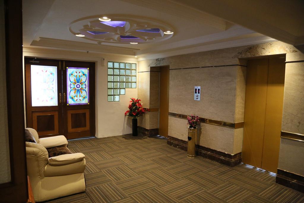 Hotel Benzz Park Chennai Ngoại thất bức ảnh
