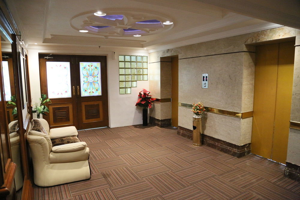 Hotel Benzz Park Chennai Ngoại thất bức ảnh